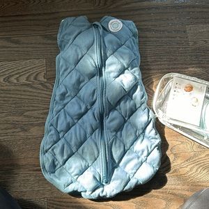 DREAMLAND BABY DREAM WEIGHTED SWADDLE BLUE FALL - S 0-6 Months 8+ LBS 19-26 IN